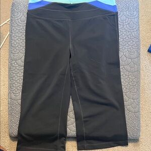 Women's Black and Blue Track Capris